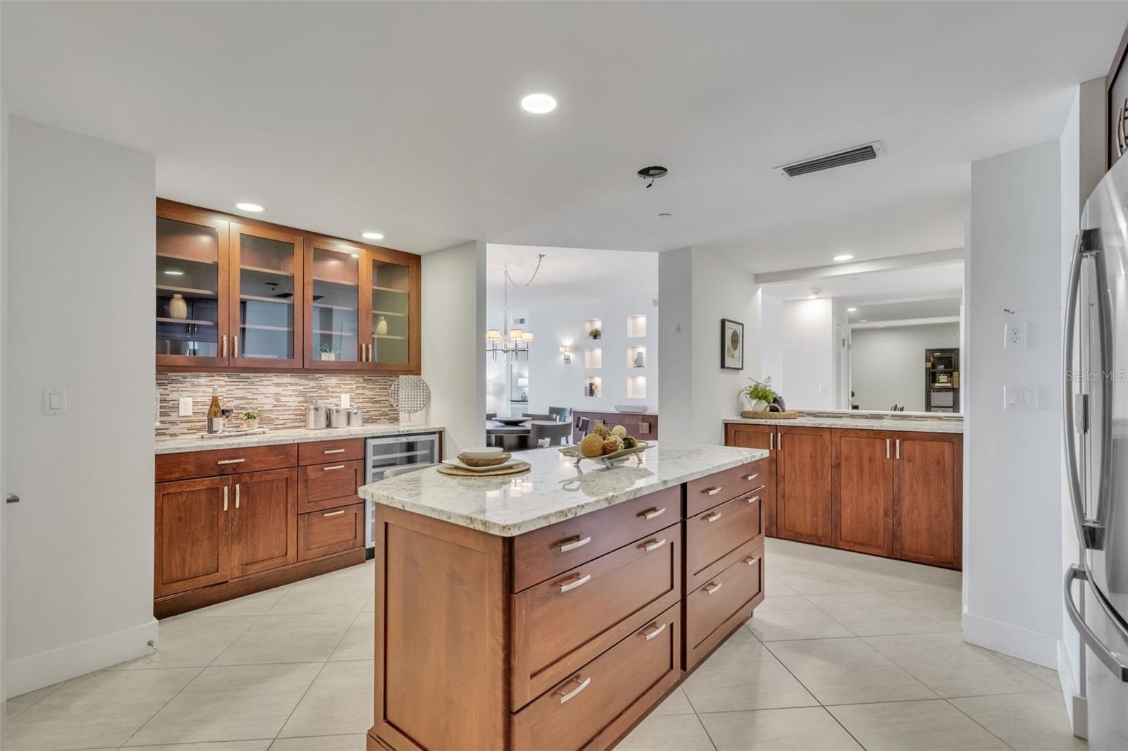 Beautiful and large kitchen