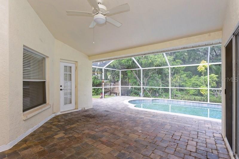 Covered Patio/pool