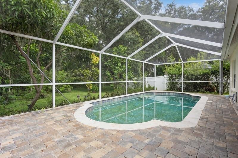 Screened Pool