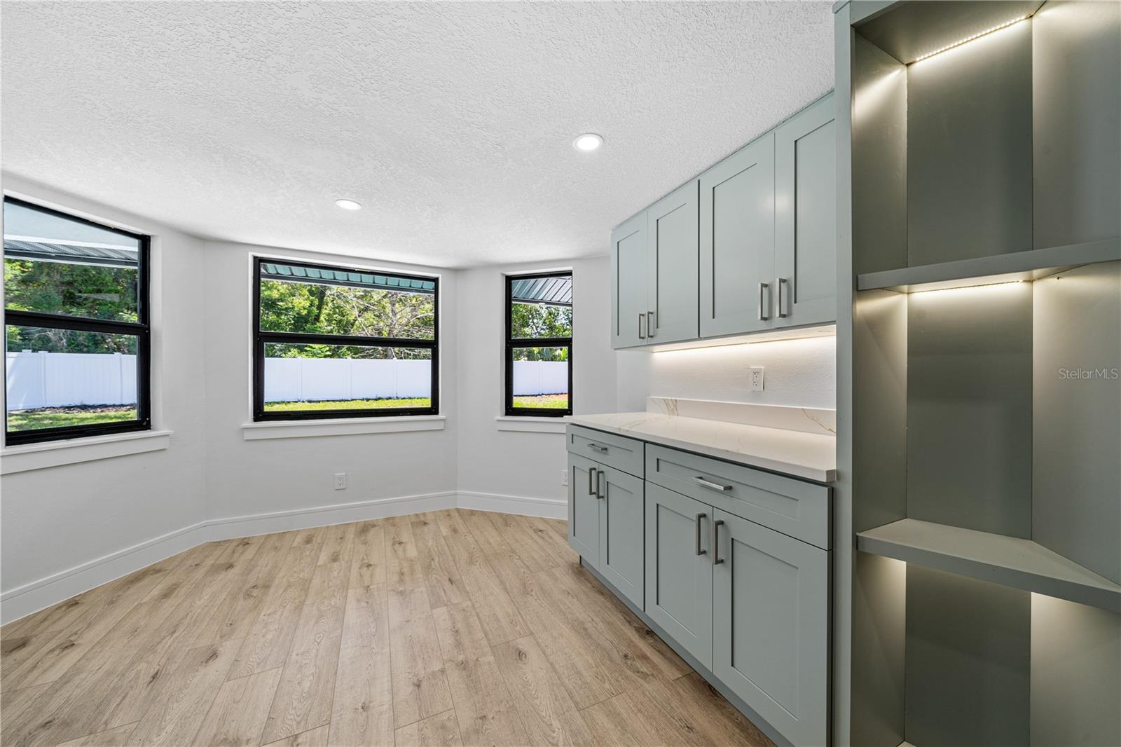 Kitchen nook