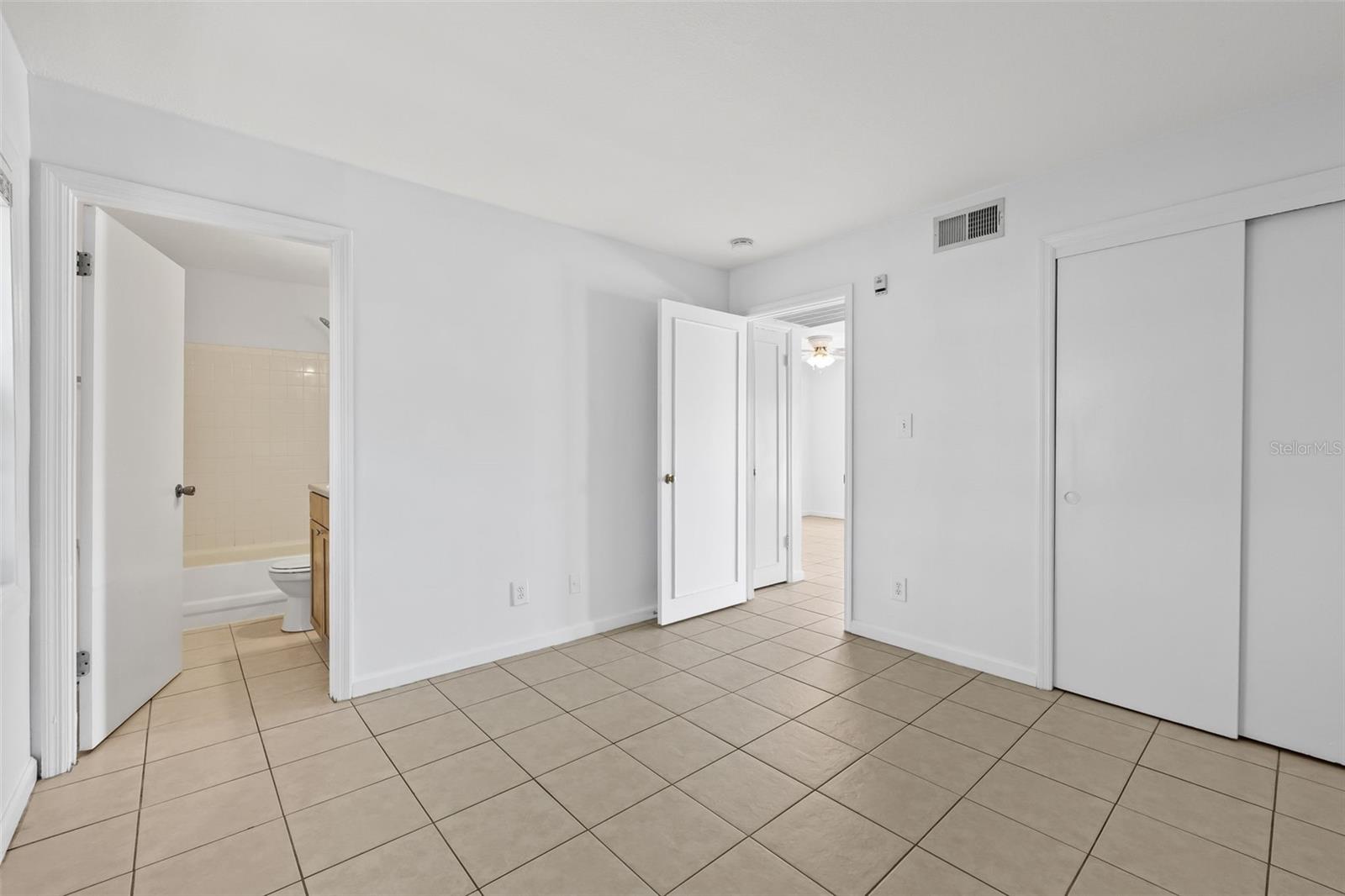 Master Bedroom En Suite with double closets