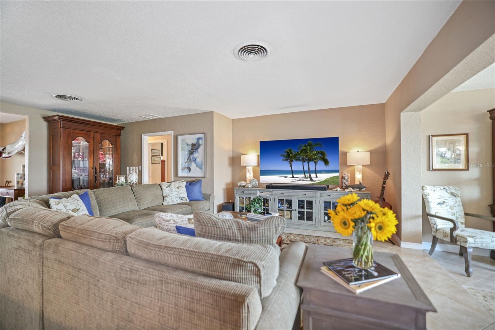 Open concept Living Room, Dining Room and Kitchen