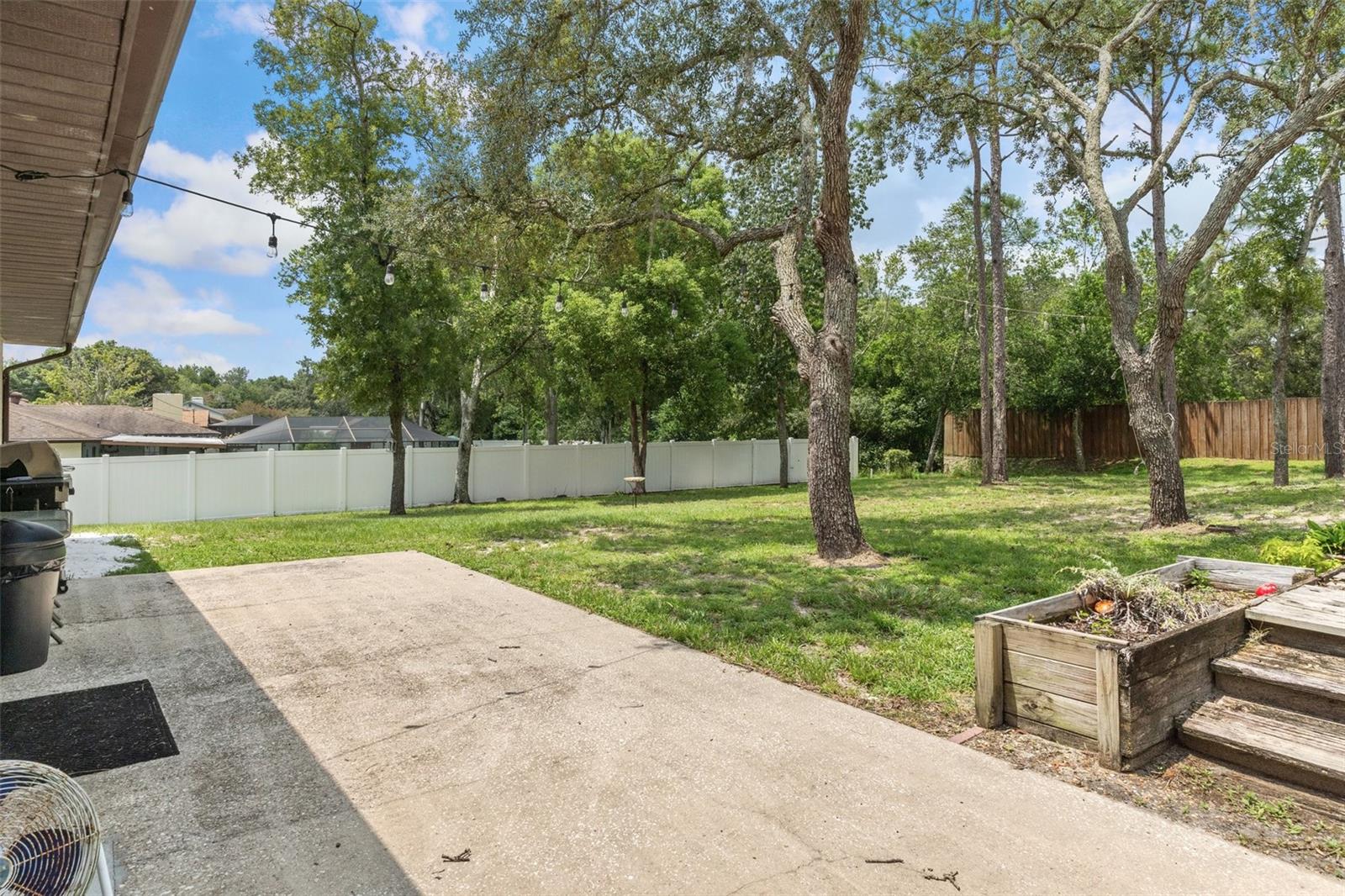 Spacious Entertaining Patio