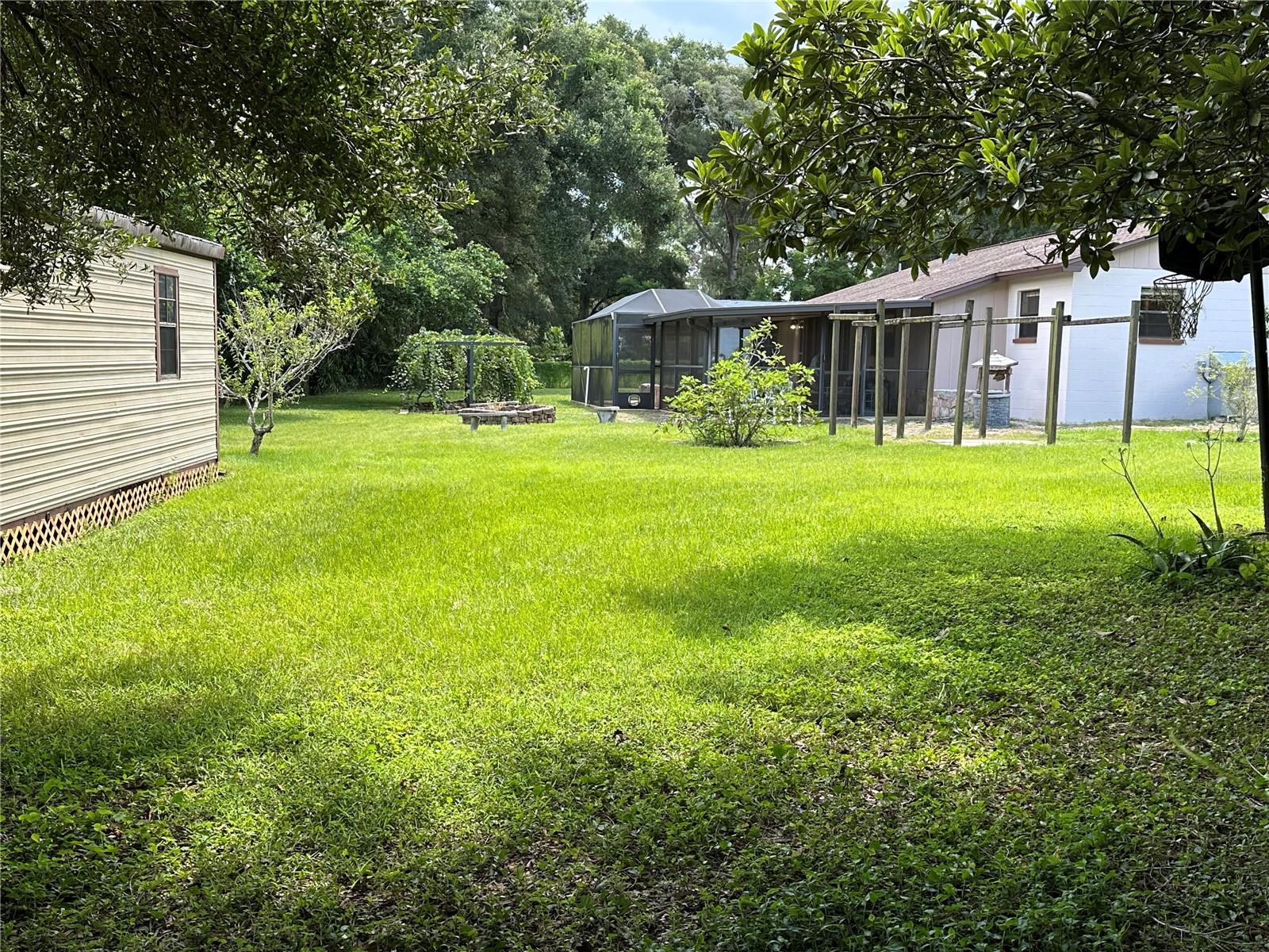 The fenced side yard is huge.