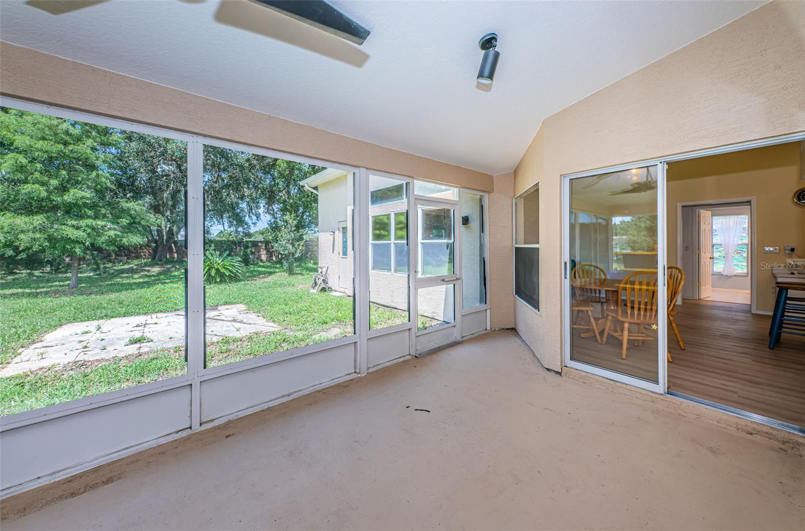 Outdoor screened in  lanai