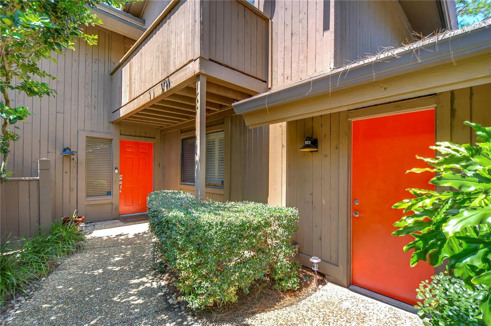 Walkway to Front door courtyard area