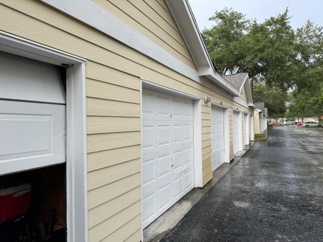 Good Sized Lockable Garage