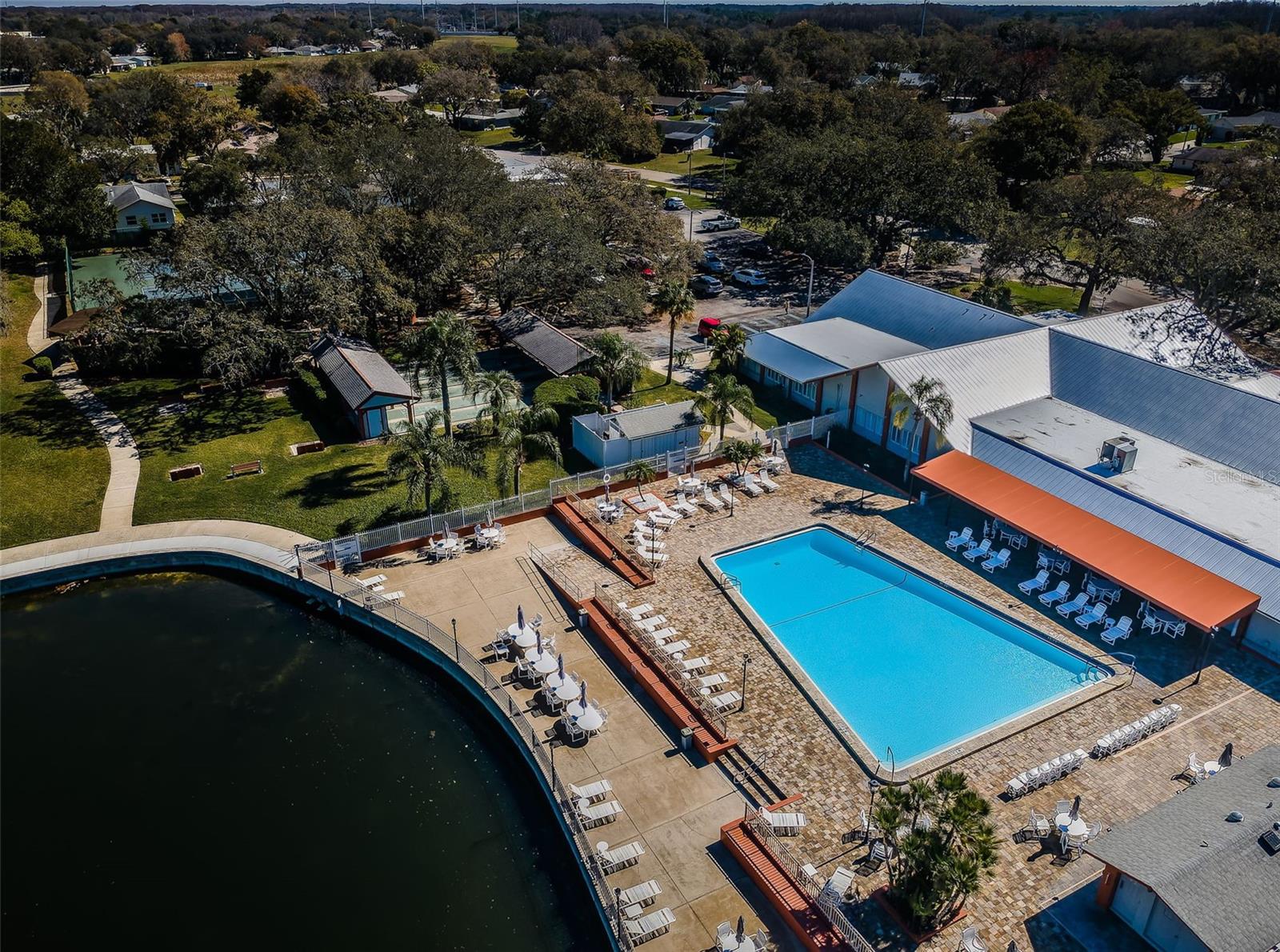 Timber Oaks Clubhouse Pool