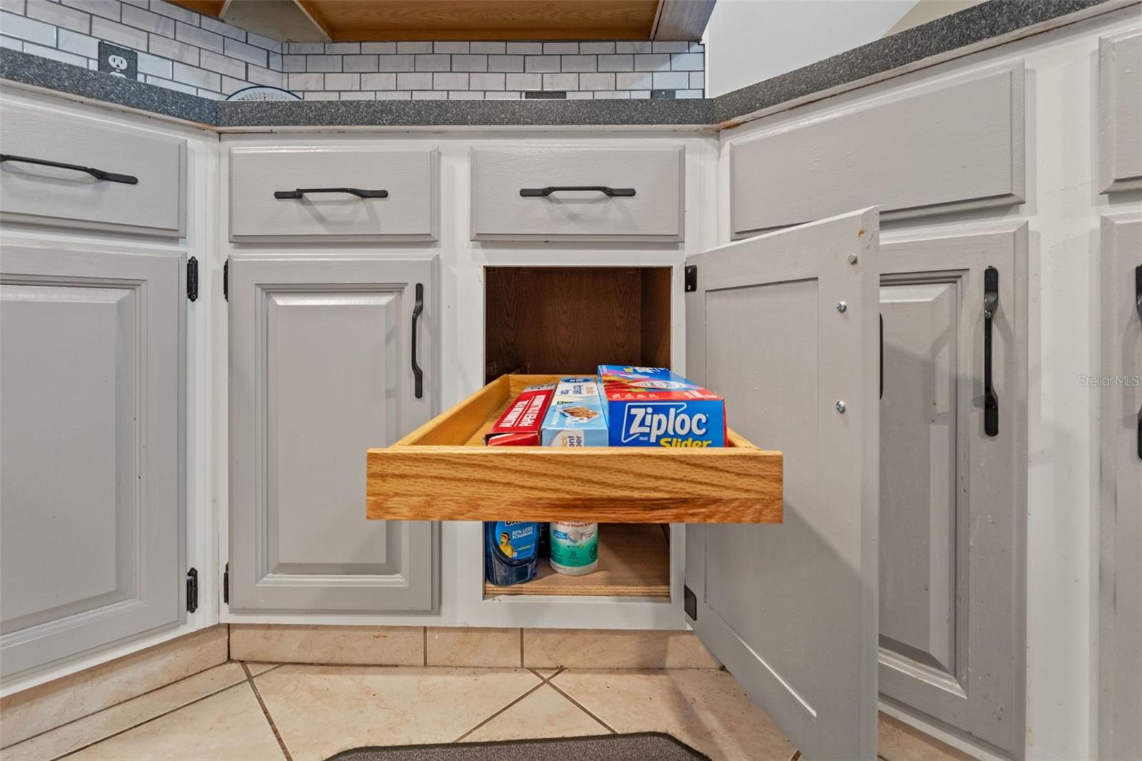 Kitchen Cabinets with Slide Out Shelves