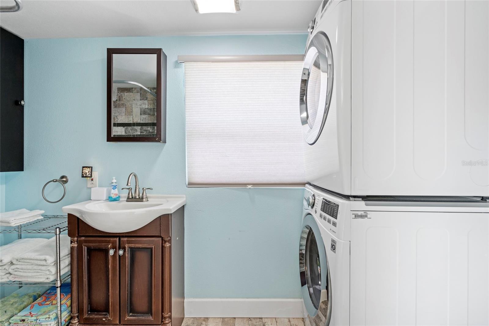 Bathroom 2 with Laundry