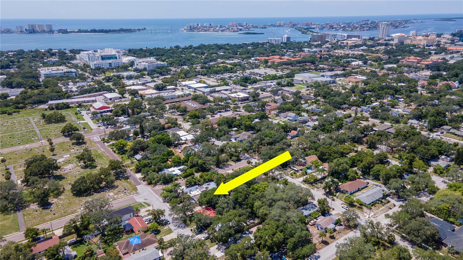 Aerial showing property location and Clearwater Beach being 3.2 miles away.