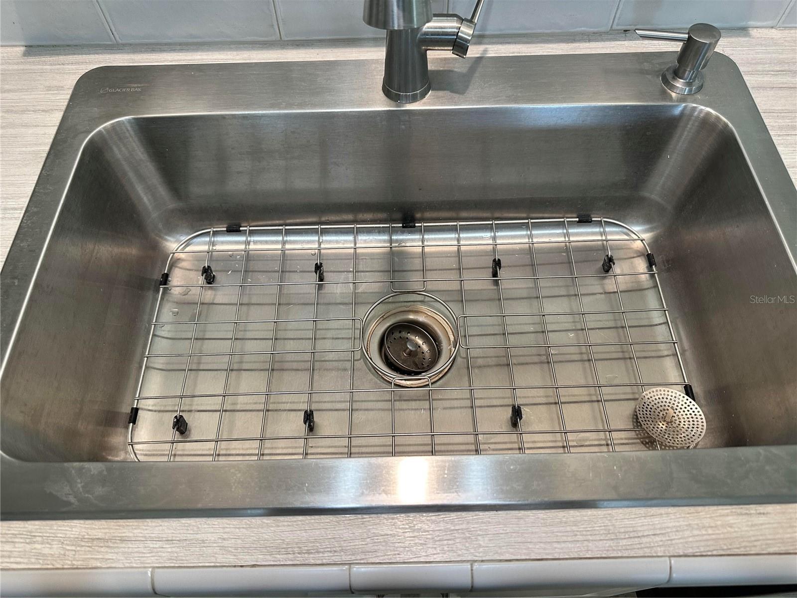 Kitchen Farm Sink