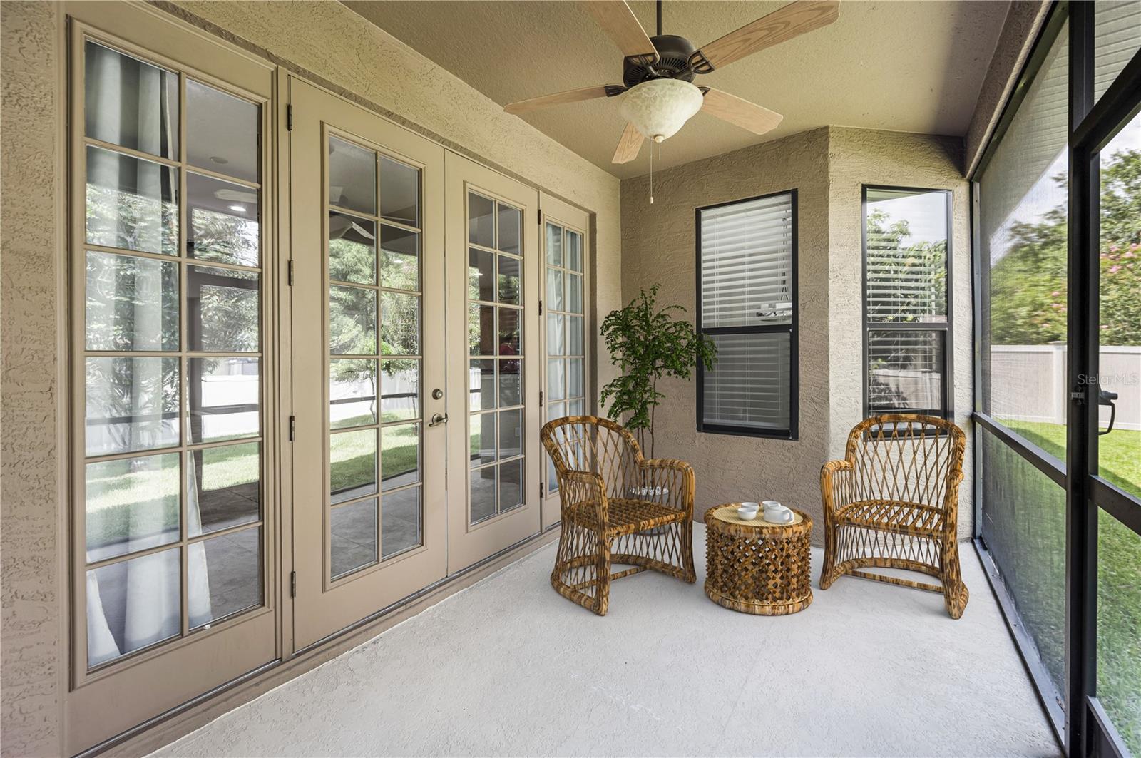 Large Covered Lanai