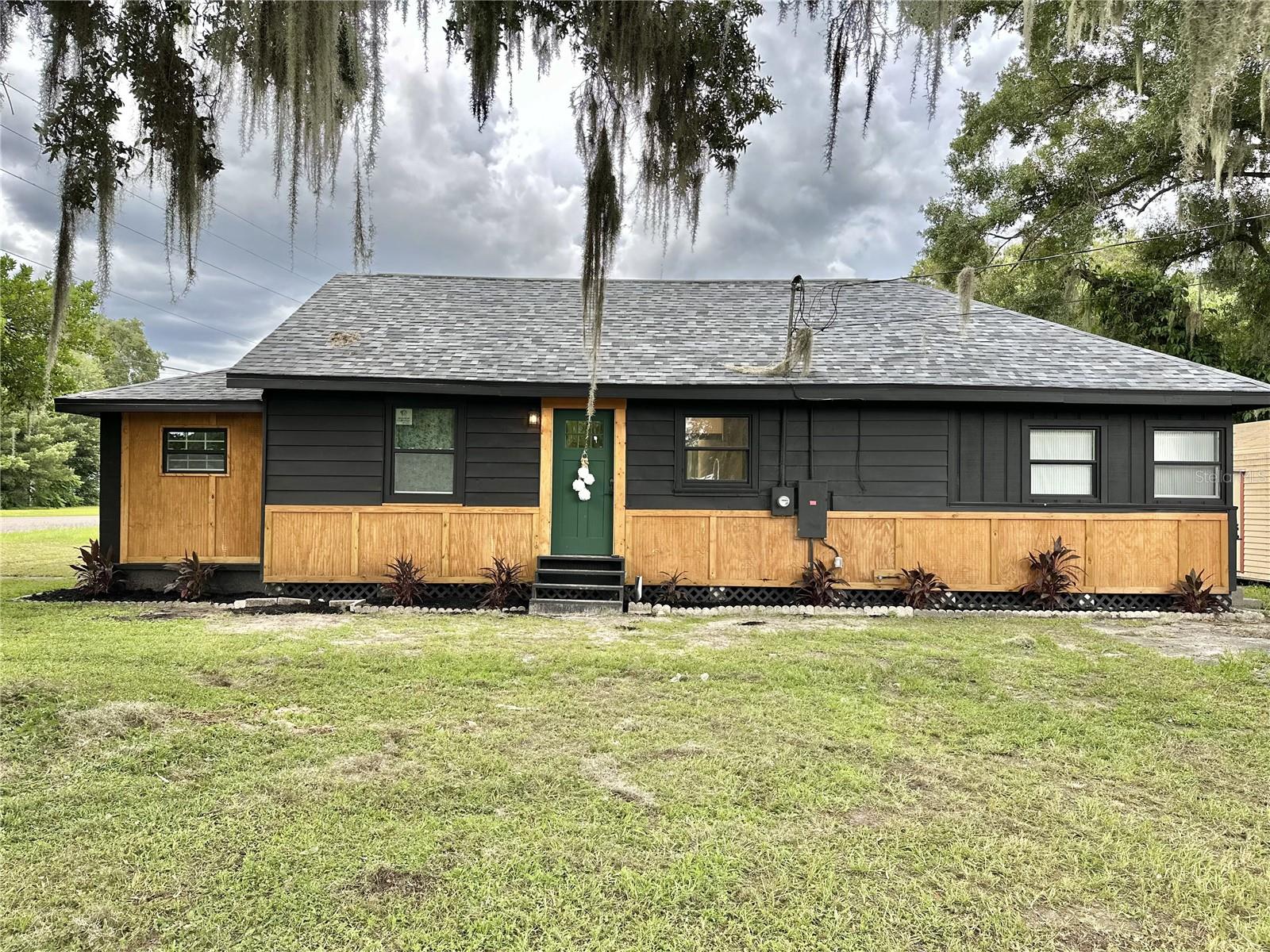 Beautiful 4BR 2BA NEW ROOF! MOVE-IN READY!