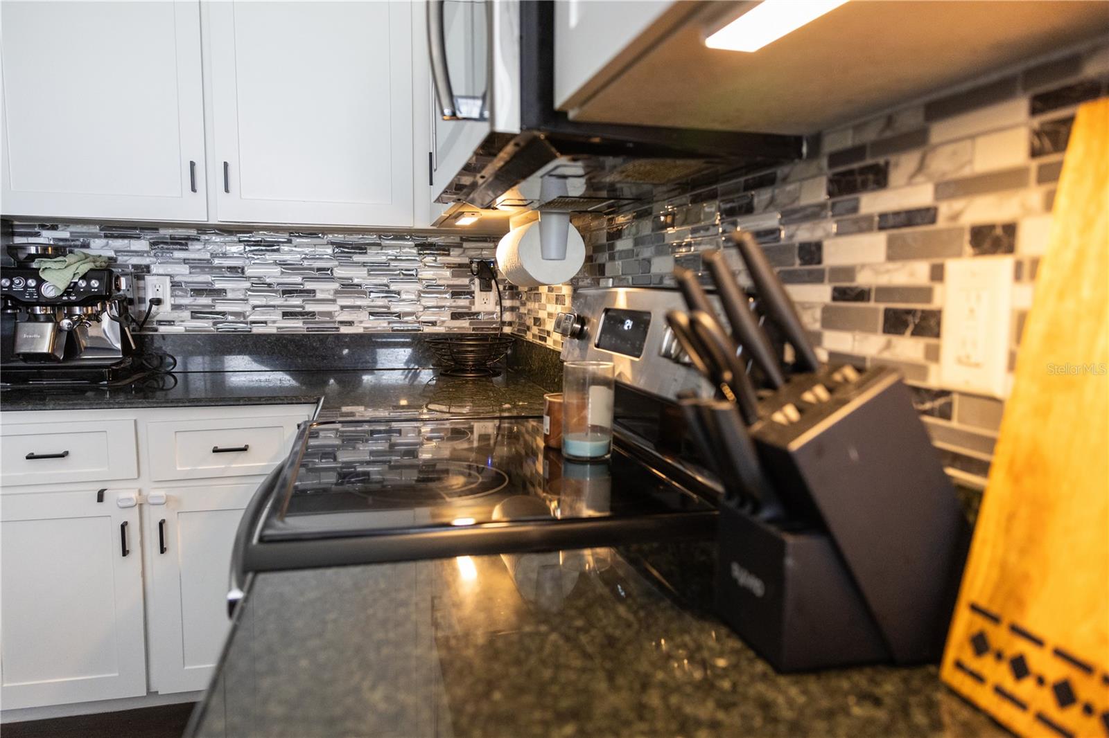 Lighting that was added to under kitchen cabinets