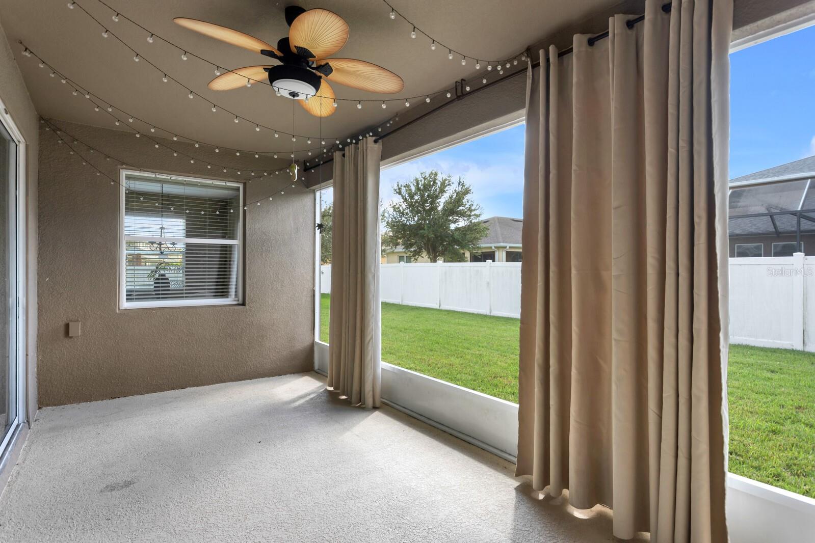 Screened Lanai complete with solor powered lights