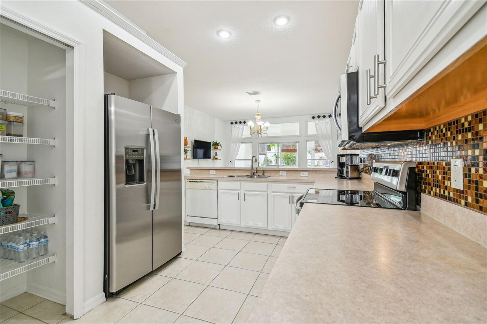 Kitchen Pantry