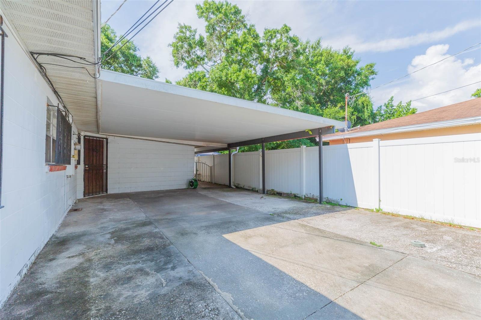 Gated Carport