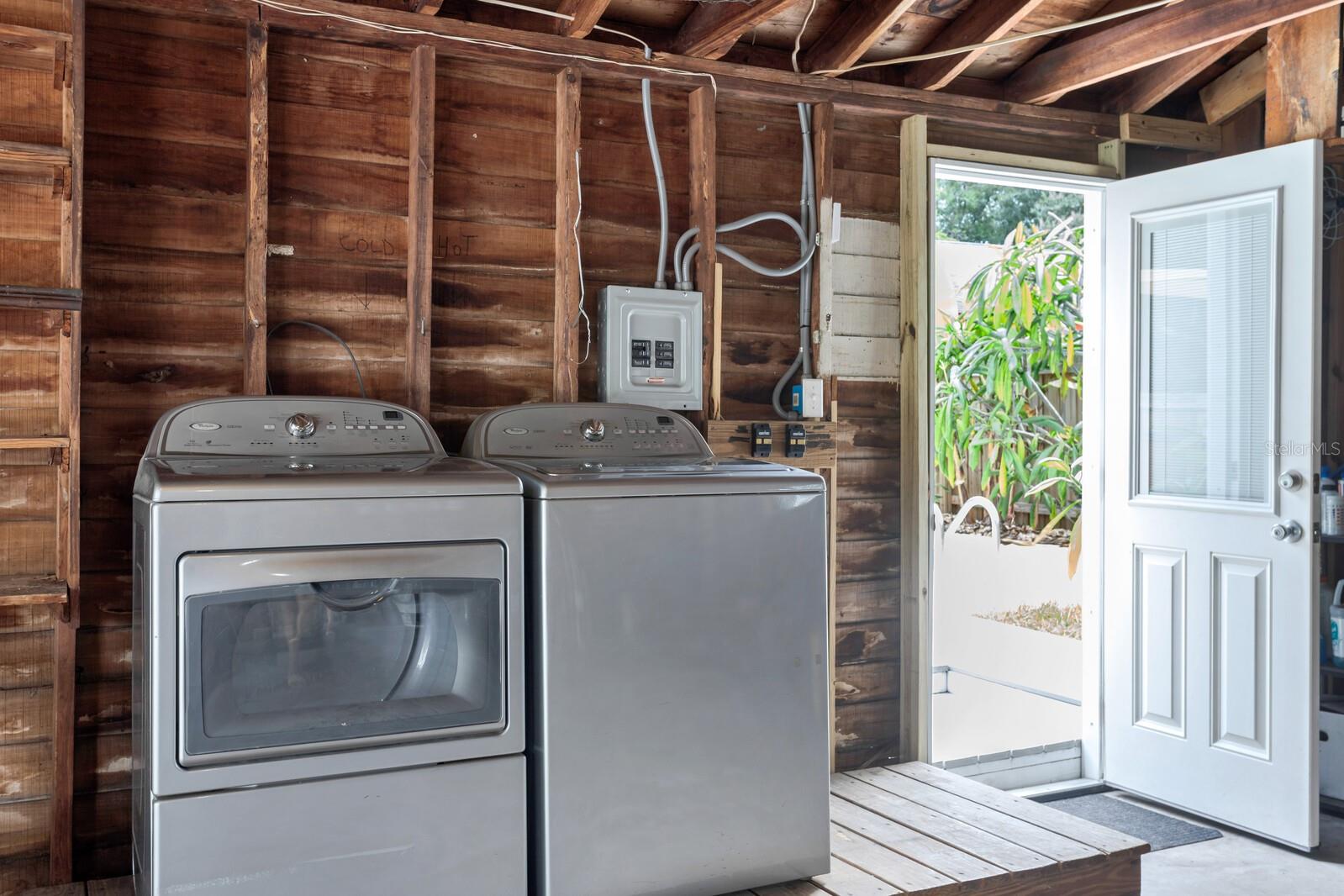 Secondary washer & dryer in detached garage