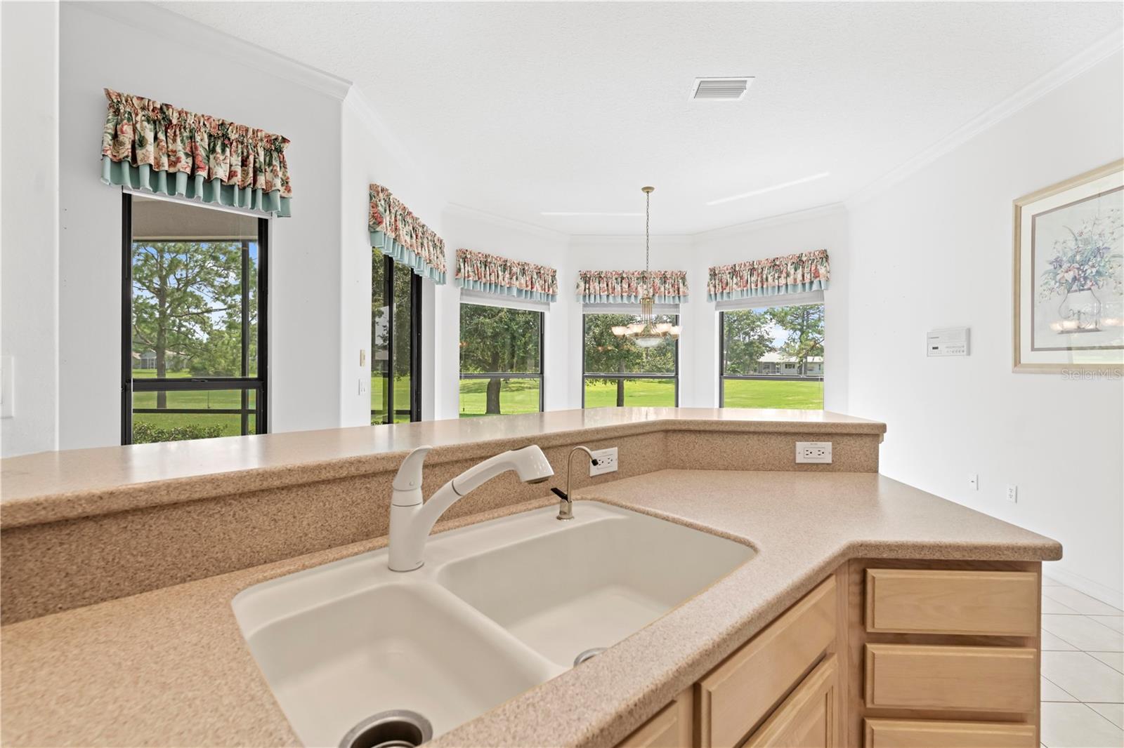 Kitchen and Breakfast Nook