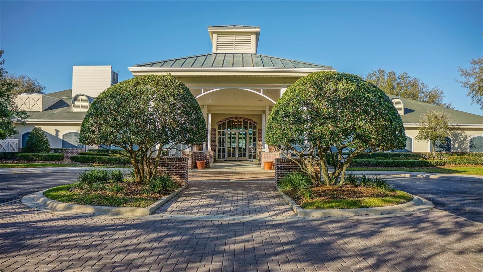 Silverthorn Clubhouse Entrance