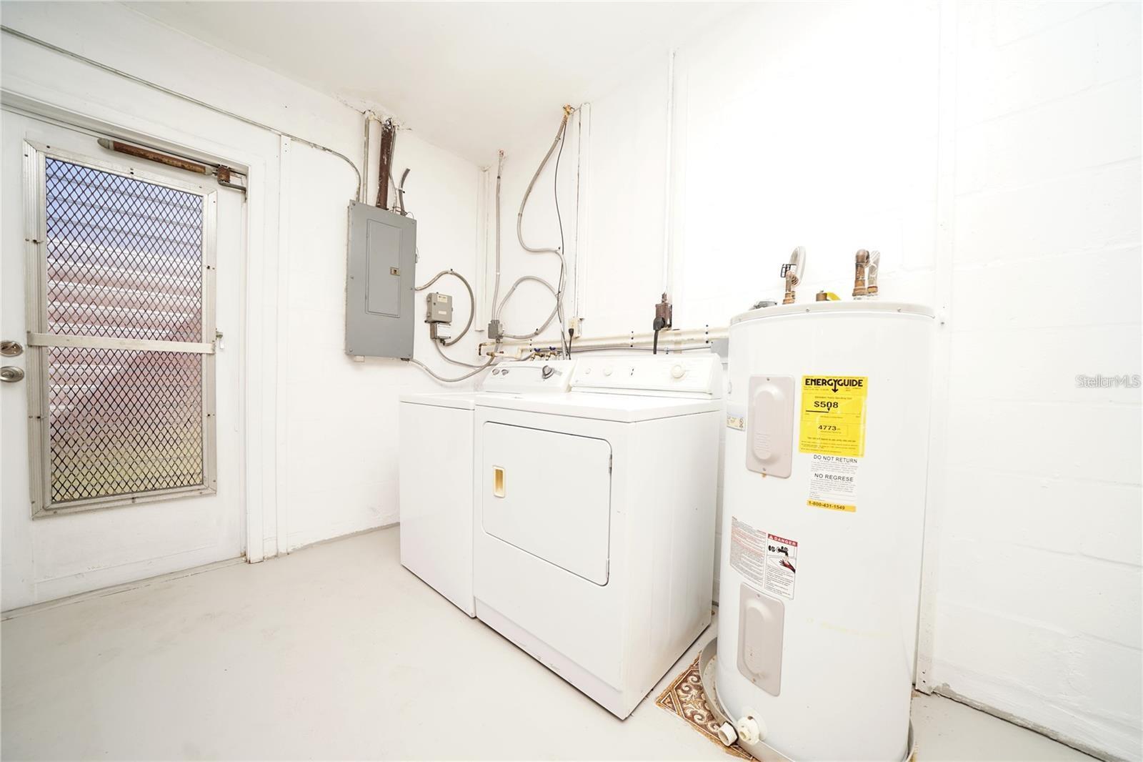 LAUNDRY INSIDE THE ATTACHED GARAGE