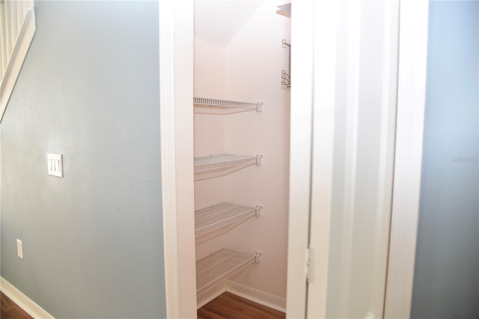 Walk in pantry