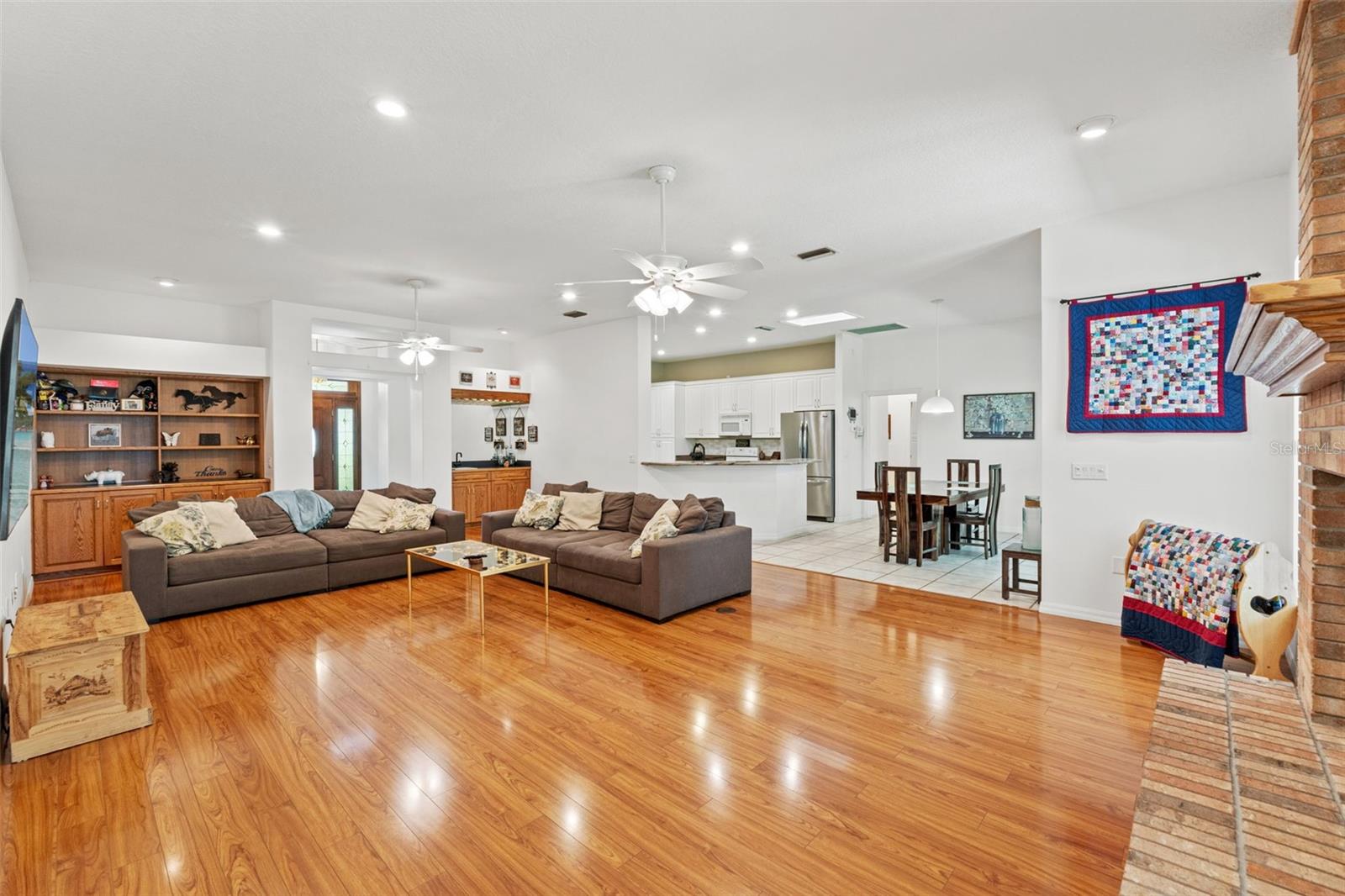 MAIN HOME LIVING ROOM