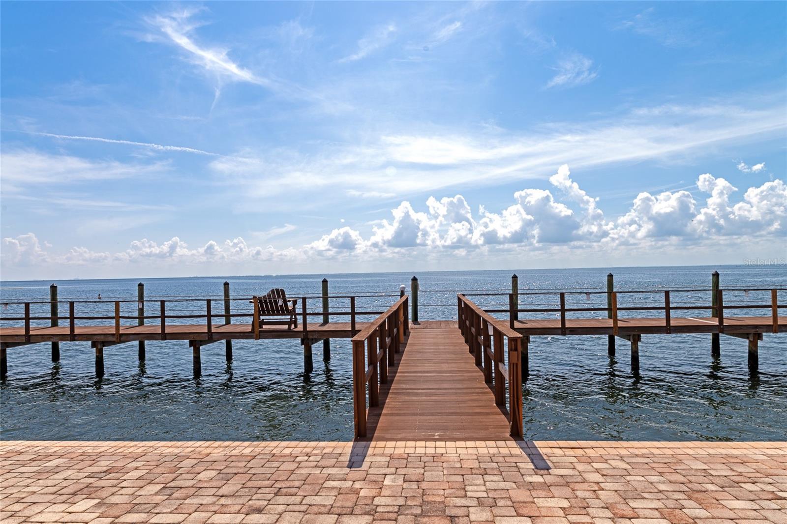 Yacht Club Pier