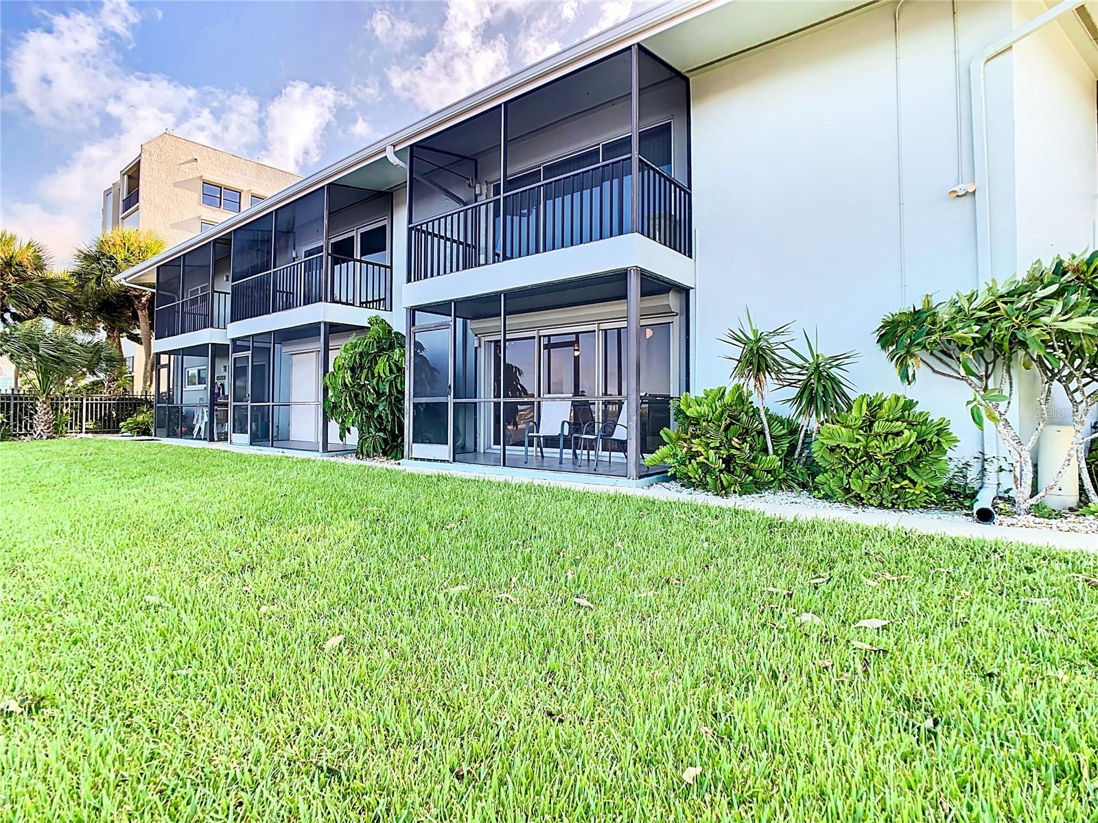 Another view from the outside. 1st unit on the right. The pool is now towards your right.