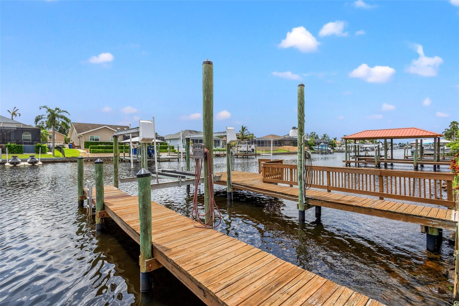 400 sq ft dock with  12,000 pound boat lift