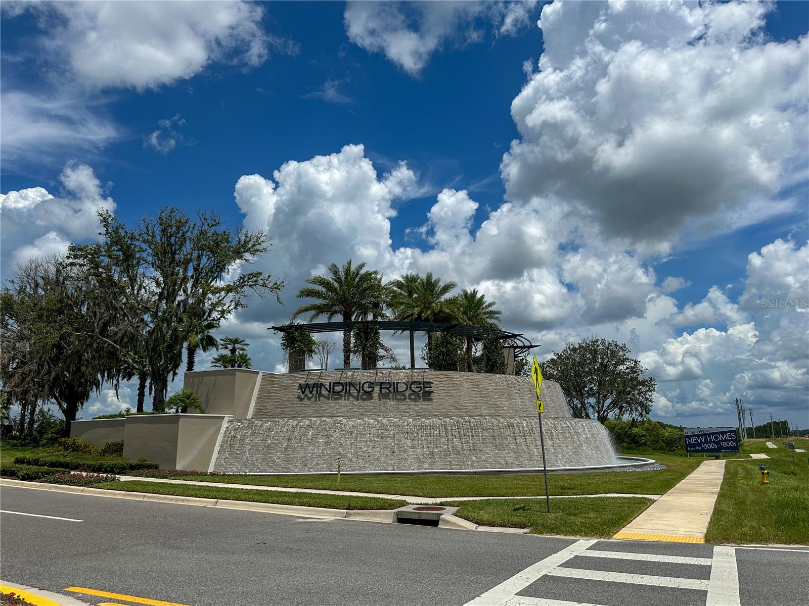 Winding Ridge Community Grand Entrance