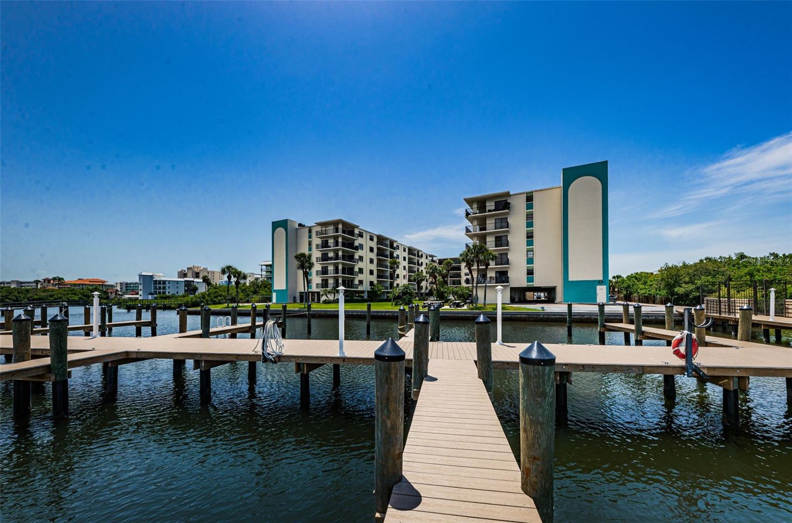 20 newly refinished boat docks