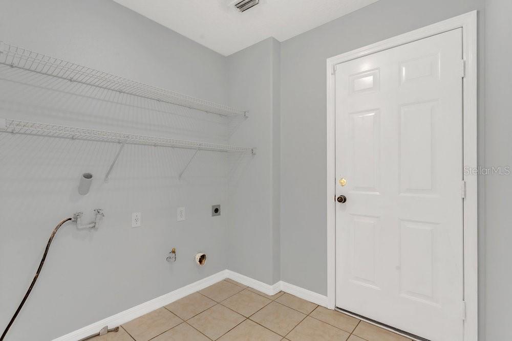 Laundry room/ Garage door