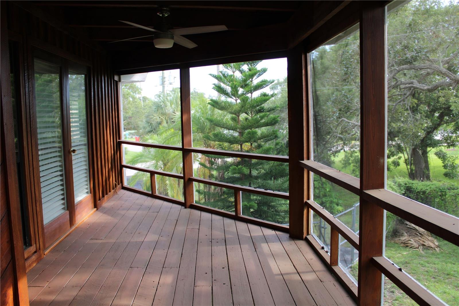 WRAP AROUND BALCONY WITH SCREENED