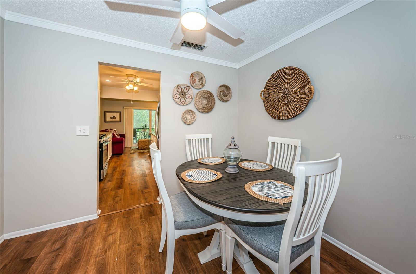 Sizeable dining room for dinner parties.