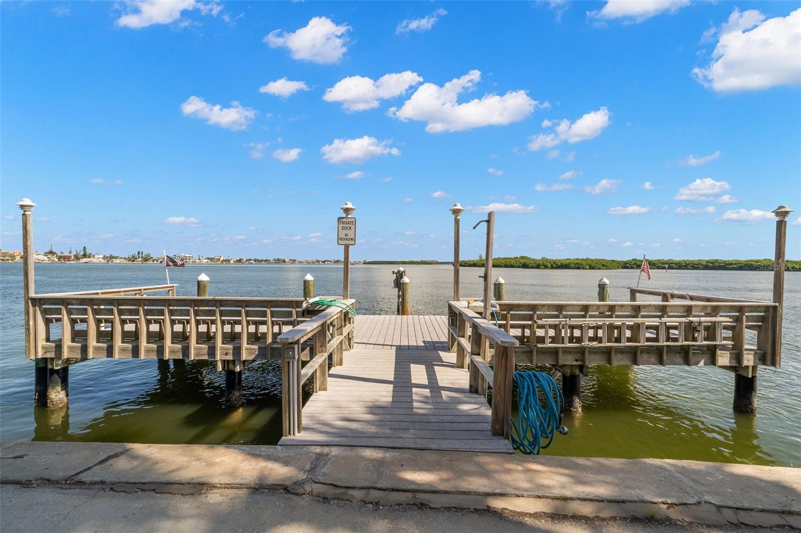 Community Boat dock 72-hour limit for each stay