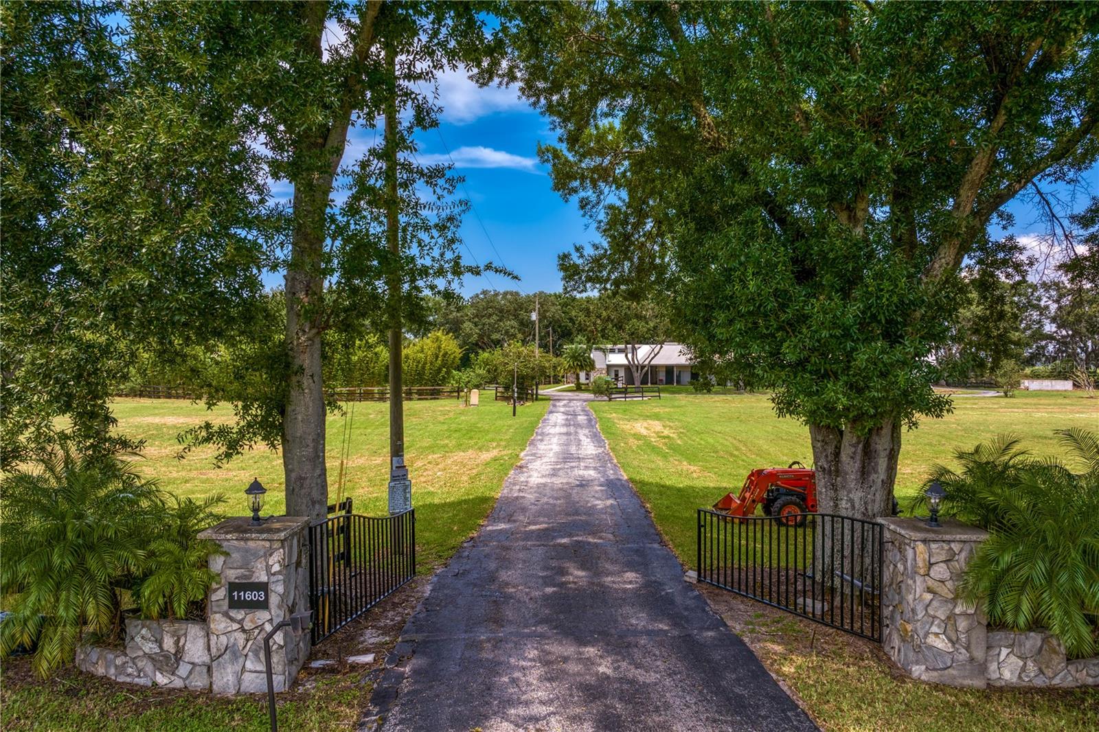 Entrance driveway