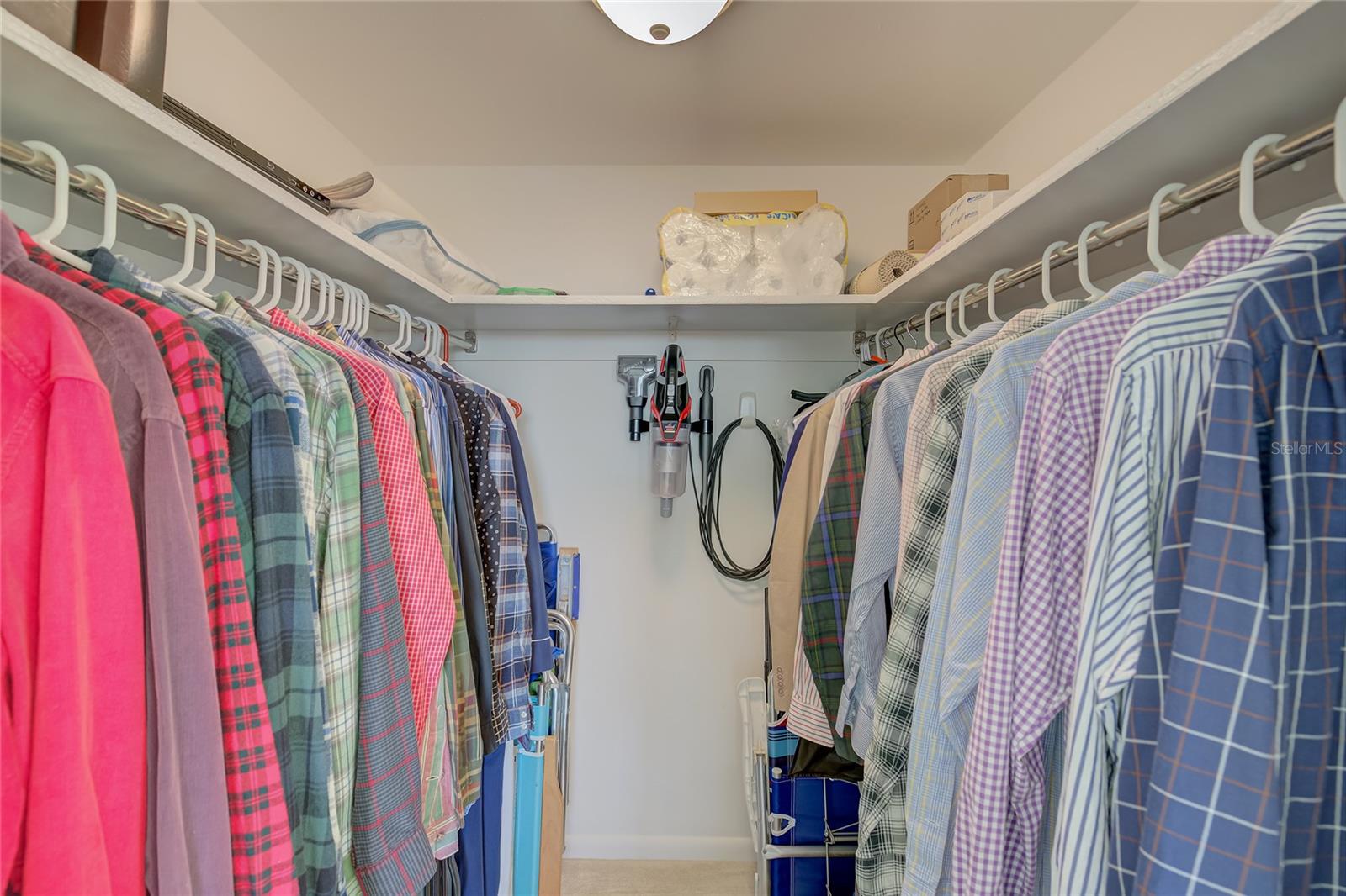 Guest room walk in closet