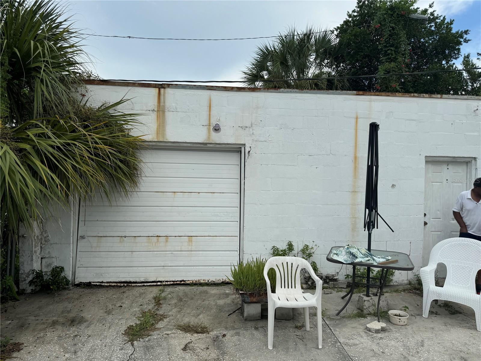 Garage/Laundry Room