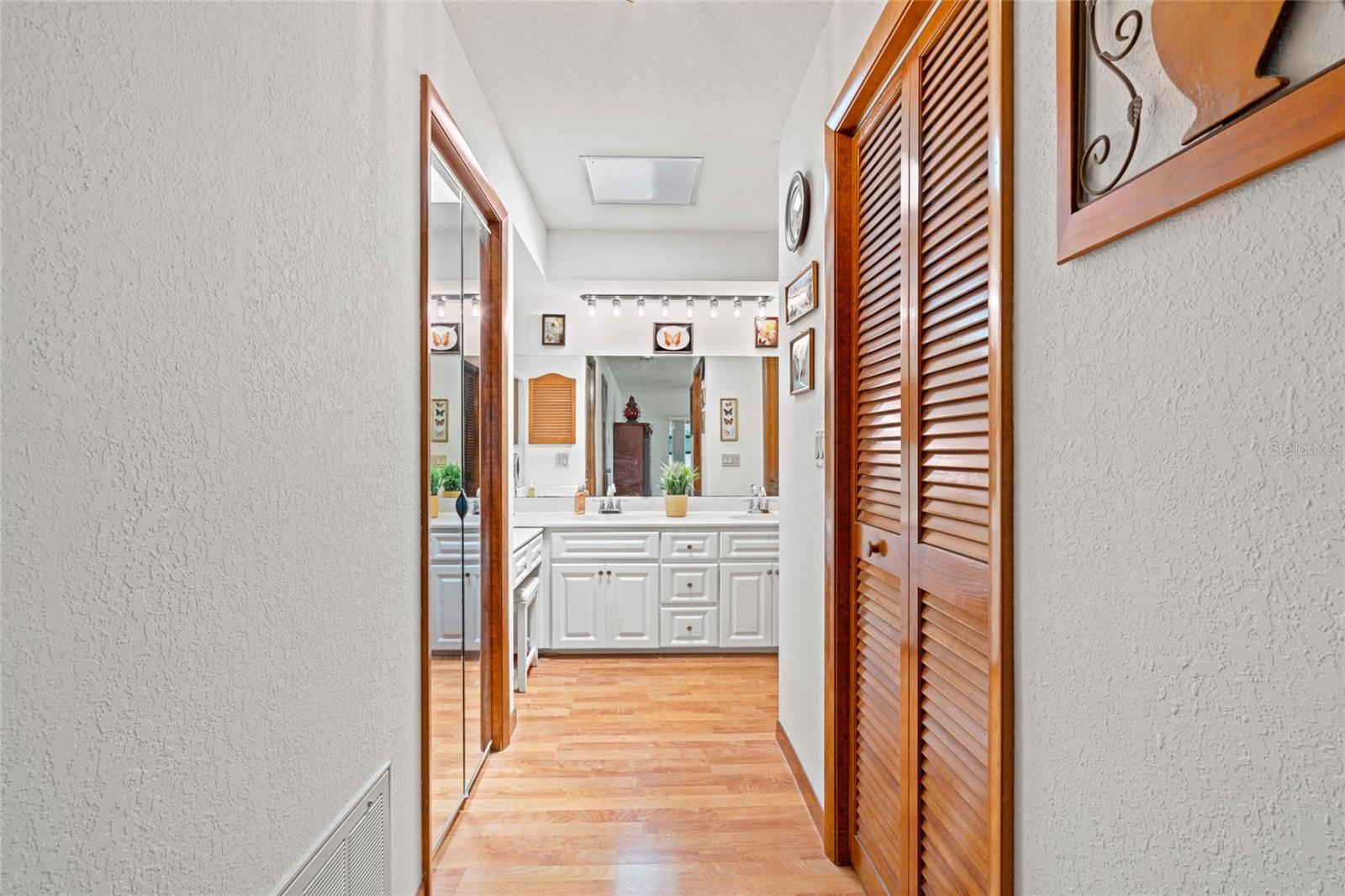 Ensuite primary bath and closet