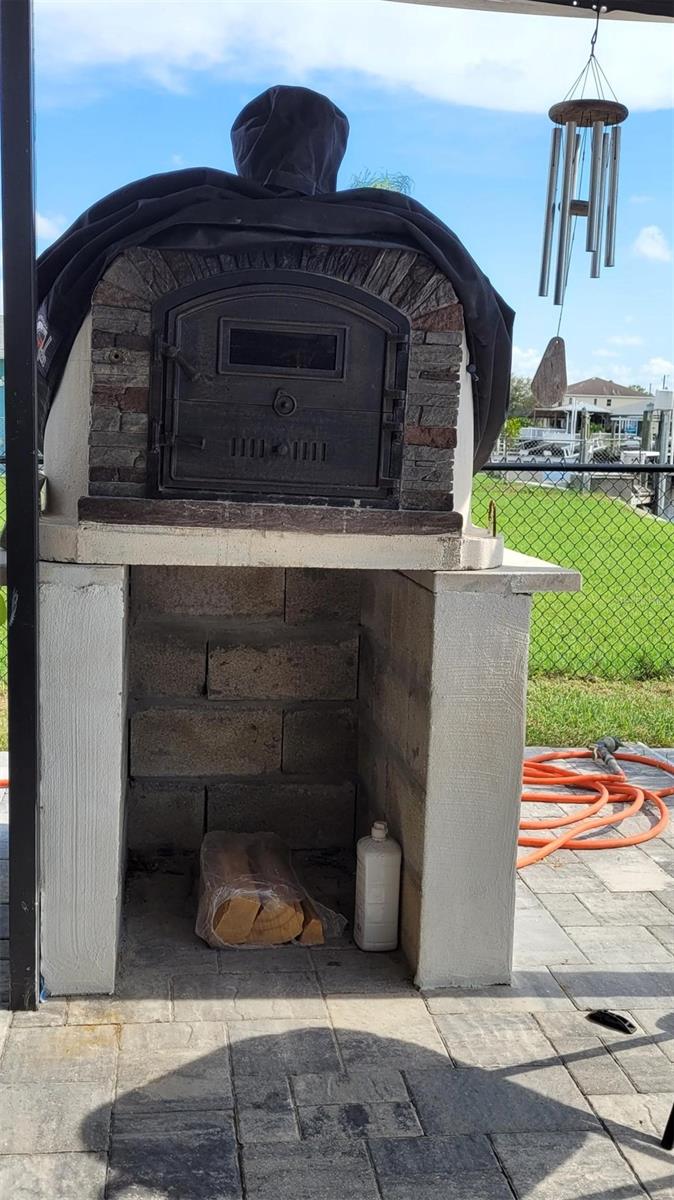 Italian Pizza Oven