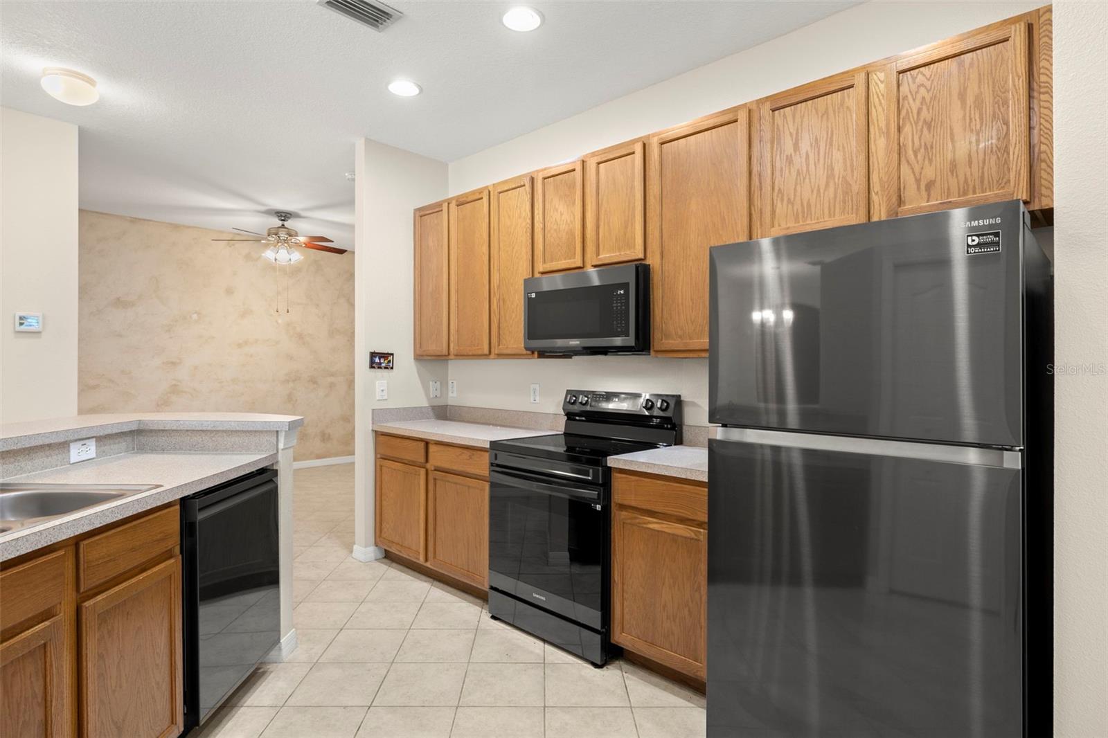 Kitchen with new/newer appliances