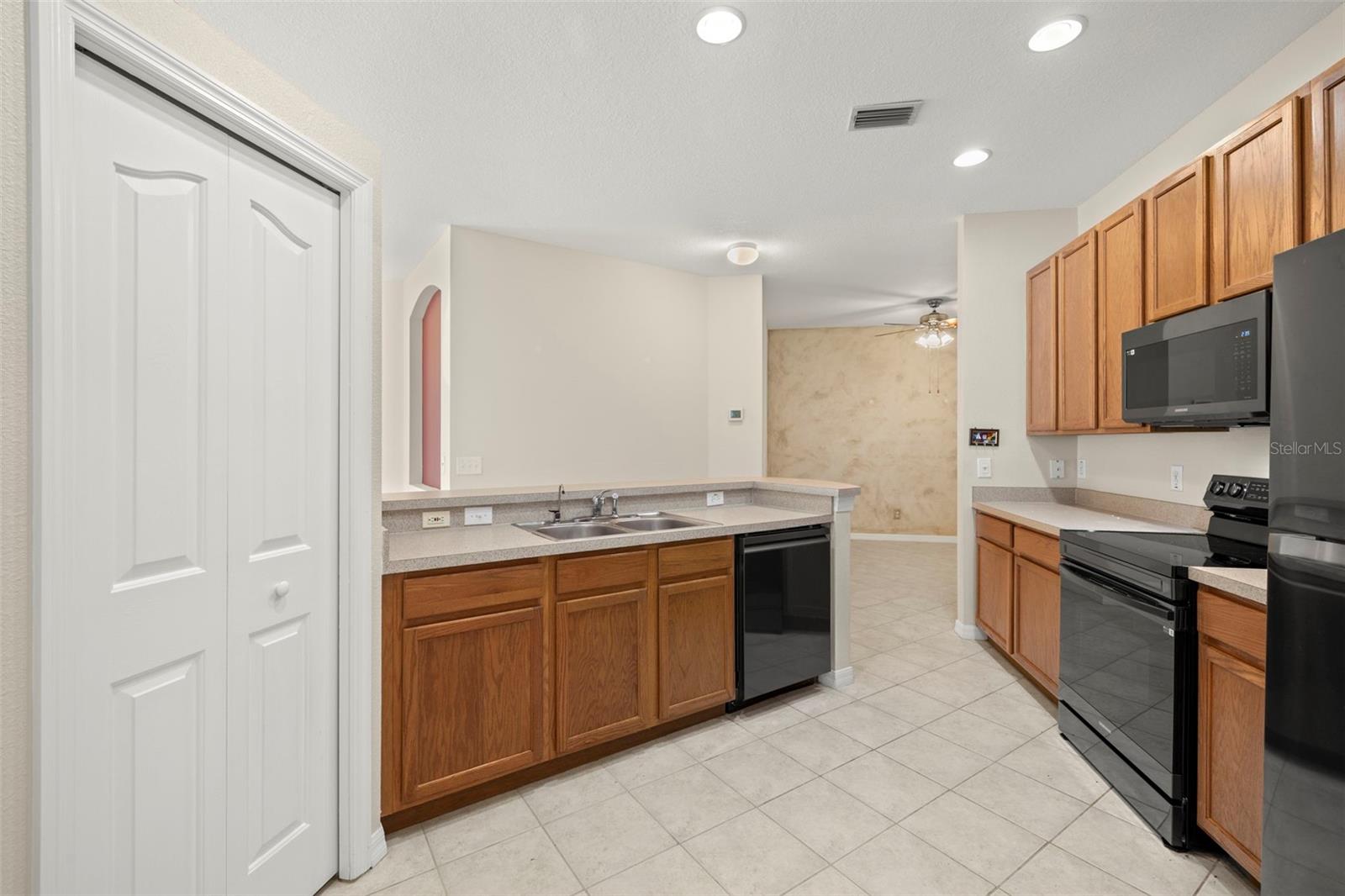 Kitchen with new/newer appliances