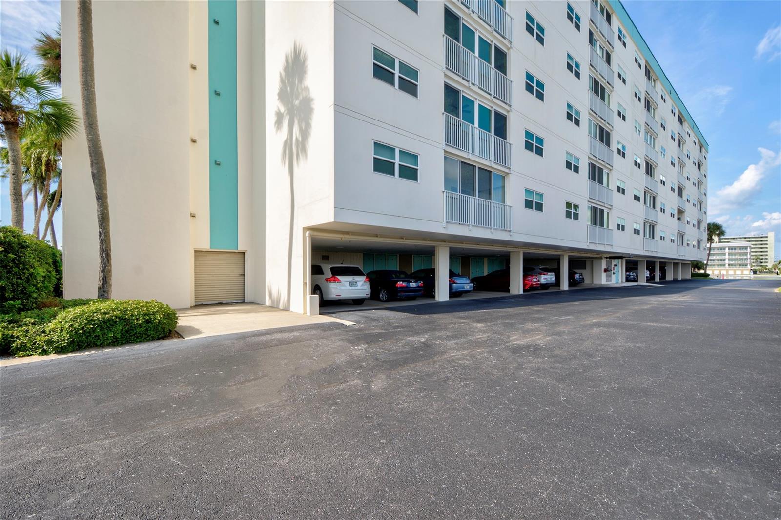 2 laundry rooms on each floor