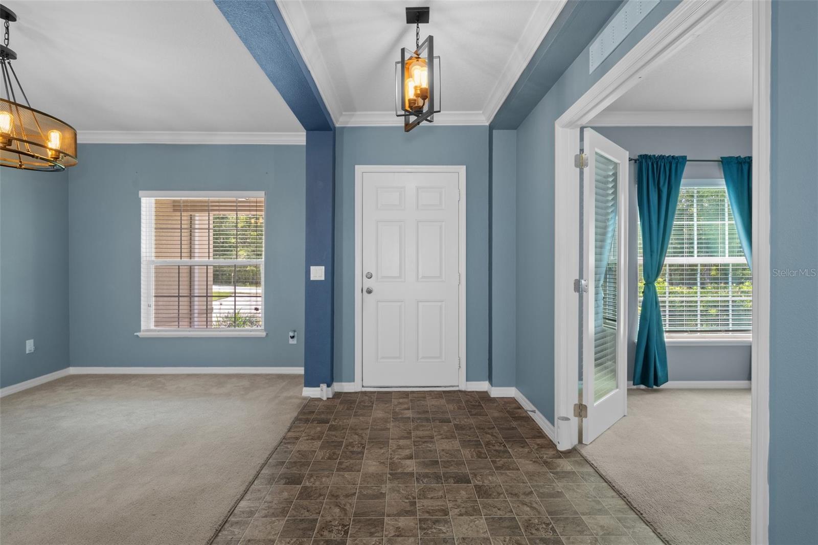 Formal dining room