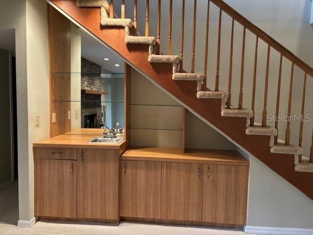 wet bar in family room