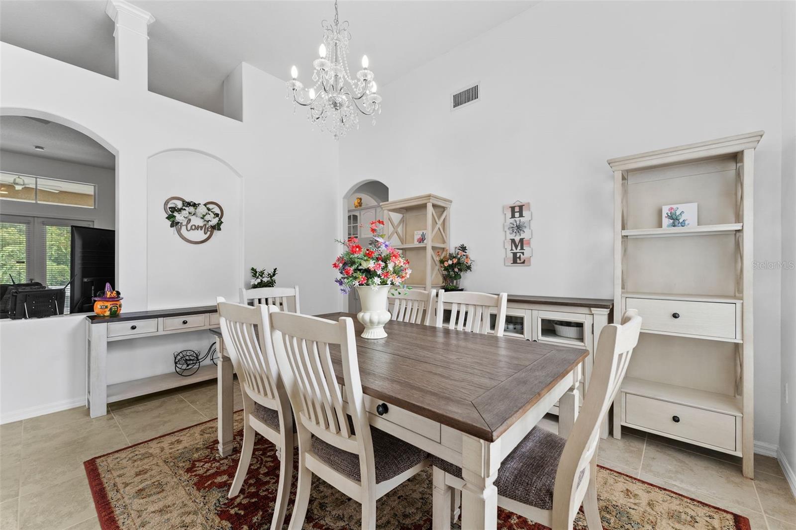 Spacious & Inviting Formal Dining Room