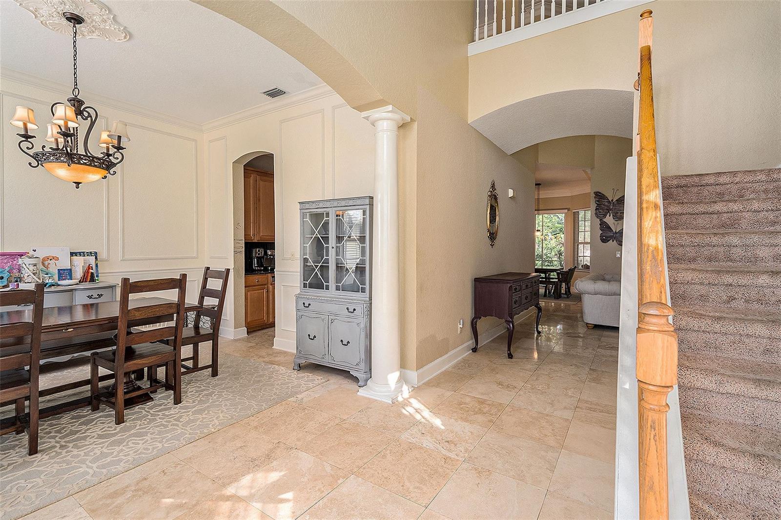 Foyer & dining room