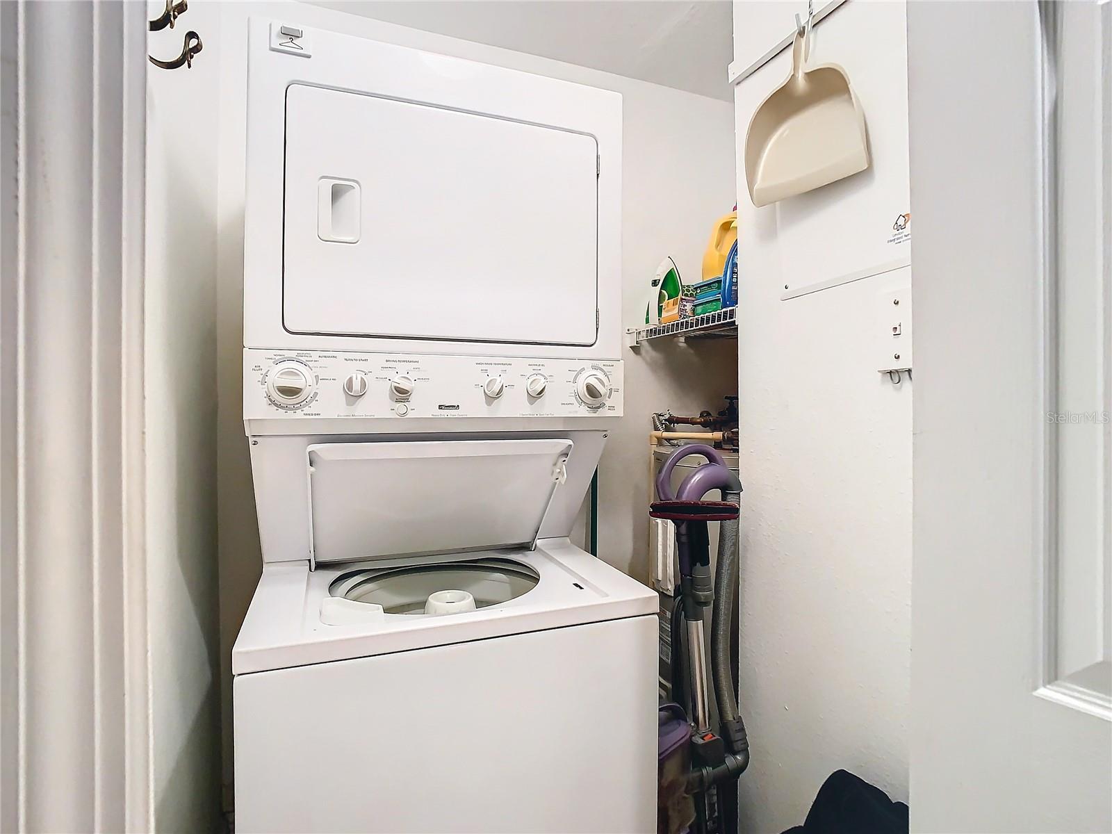 Large capacity washer/dryer